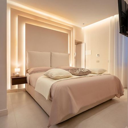 Halo Suite Naples Exterior photo