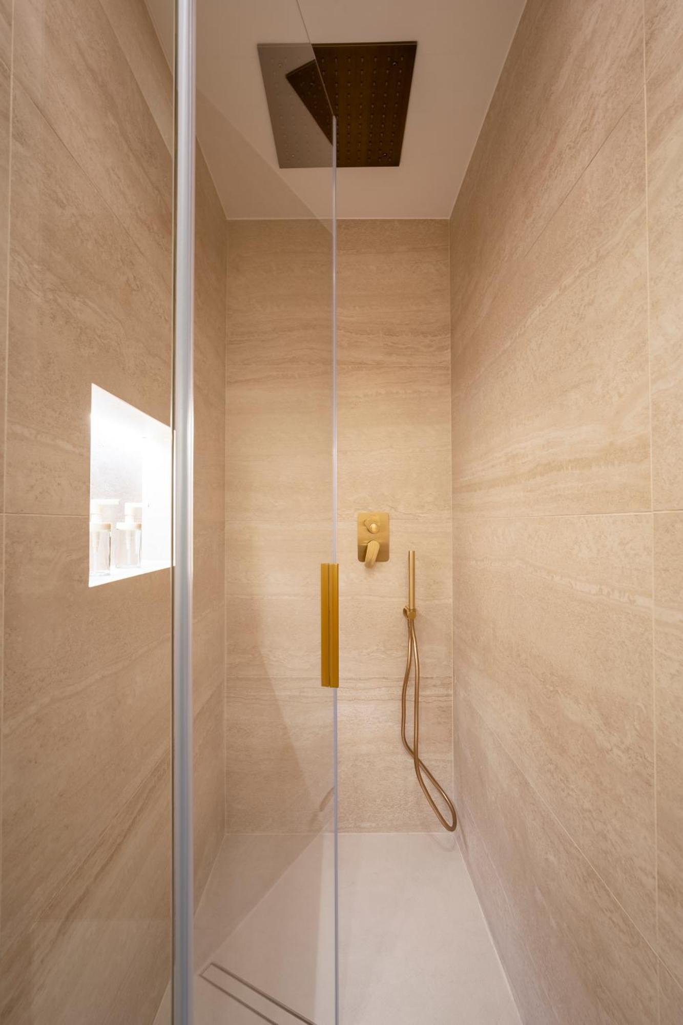 Halo Suite Naples Exterior photo